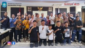 Pemda Halut Dukung Talenta Sepak Bola Muda, Lima Anak Tobelo Berangkat ke Brasil & Macau   