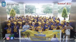 Bupati Lepas Kontingen Halut ke POPDA XII Provinsi Maluku Utara  di Kabupaten Pulau Morotai